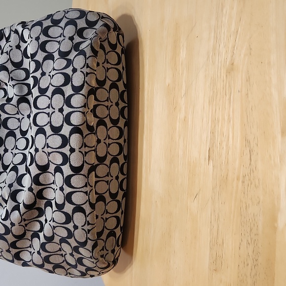 Vintage Coach Tote - Picture 4 of 8